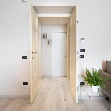 Venus Luxury In Center Town *
